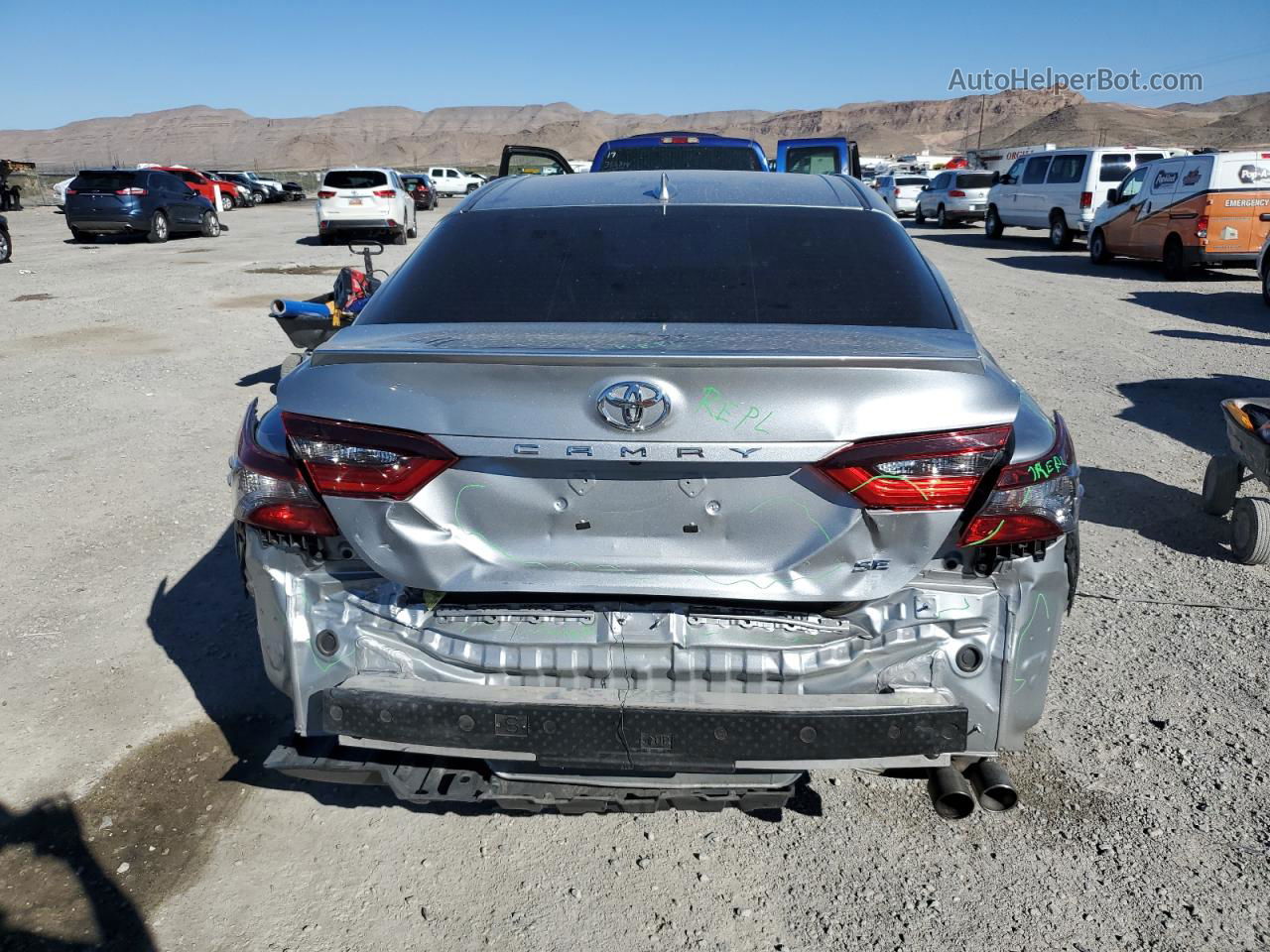 2021 Toyota Camry Se Silver vin: 4T1G11AKXMU490829