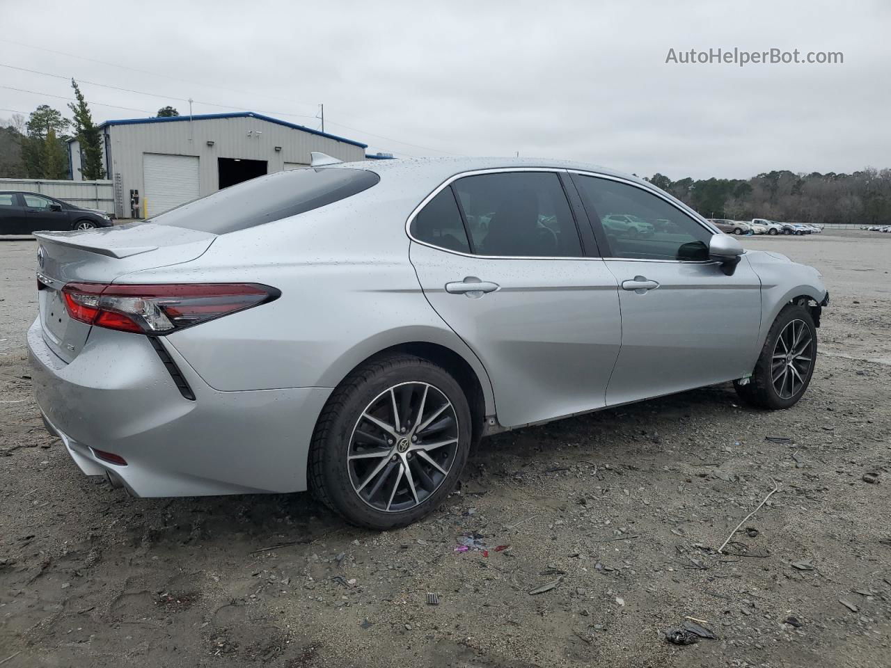 2021 Toyota Camry Se Silver vin: 4T1G11AKXMU532061