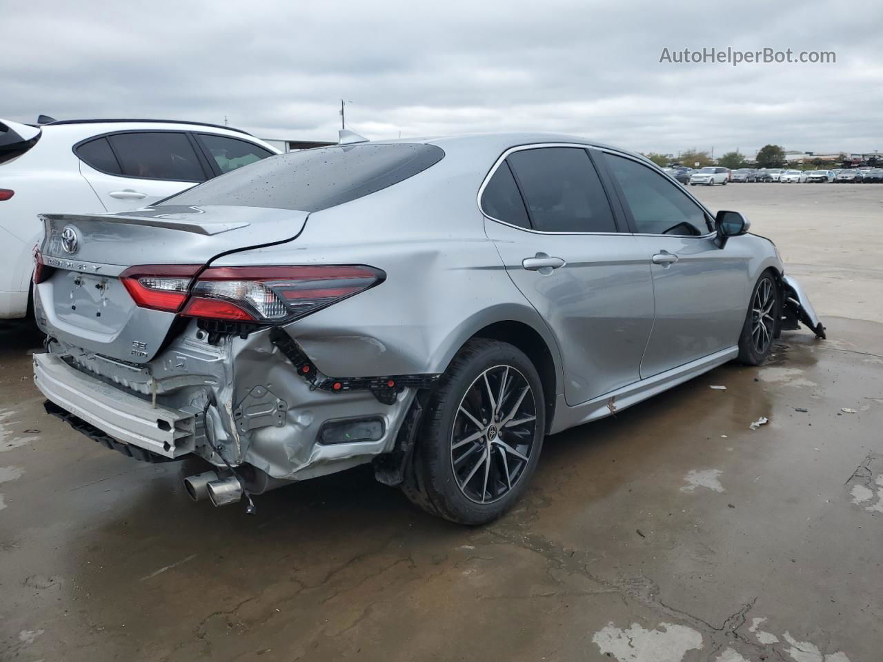 2021 Toyota Camry Se Silver vin: 4T1G11BK8MU027618