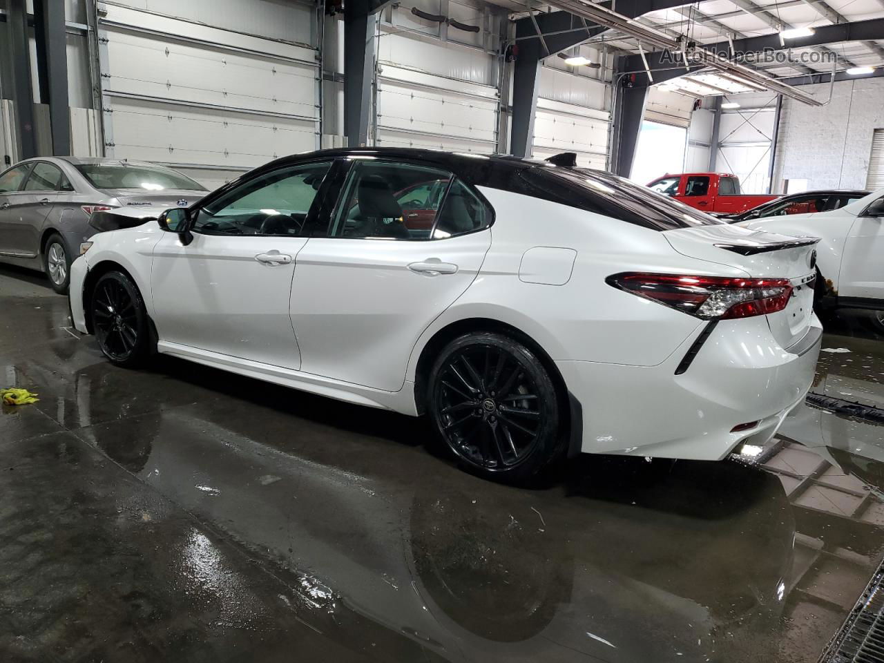 2021 Toyota Camry Xse Белый vin: 4T1K61AK5MU483749