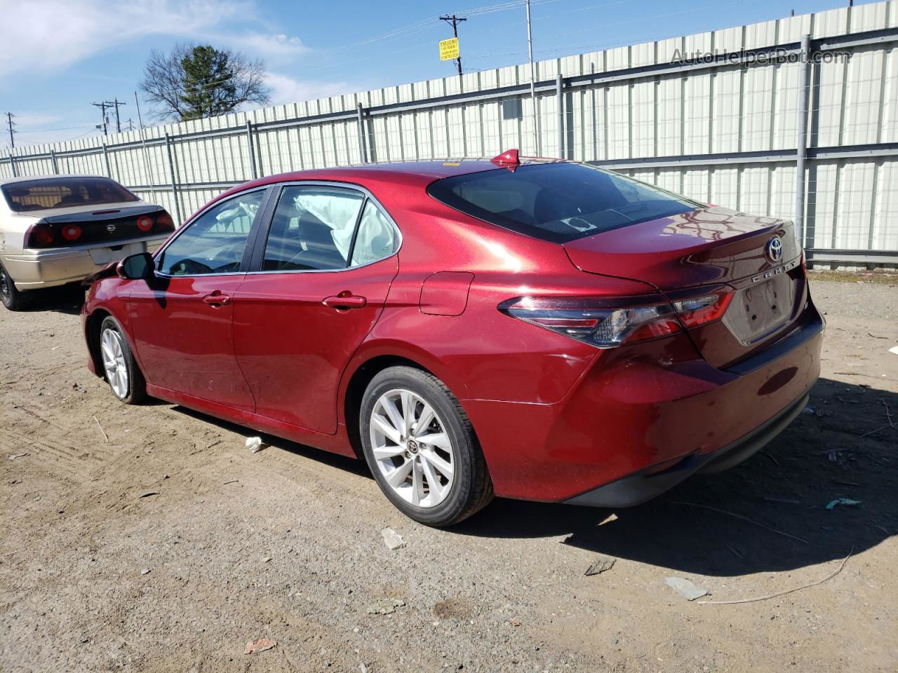 2021 Toyota Camry Le Burgundy vin: 4T1R11AK6MU481702