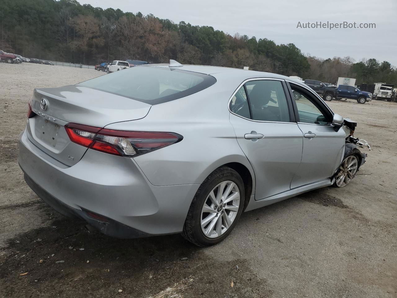 2021 Toyota Camry Le Silver vin: 4T1R11AK7MU449101