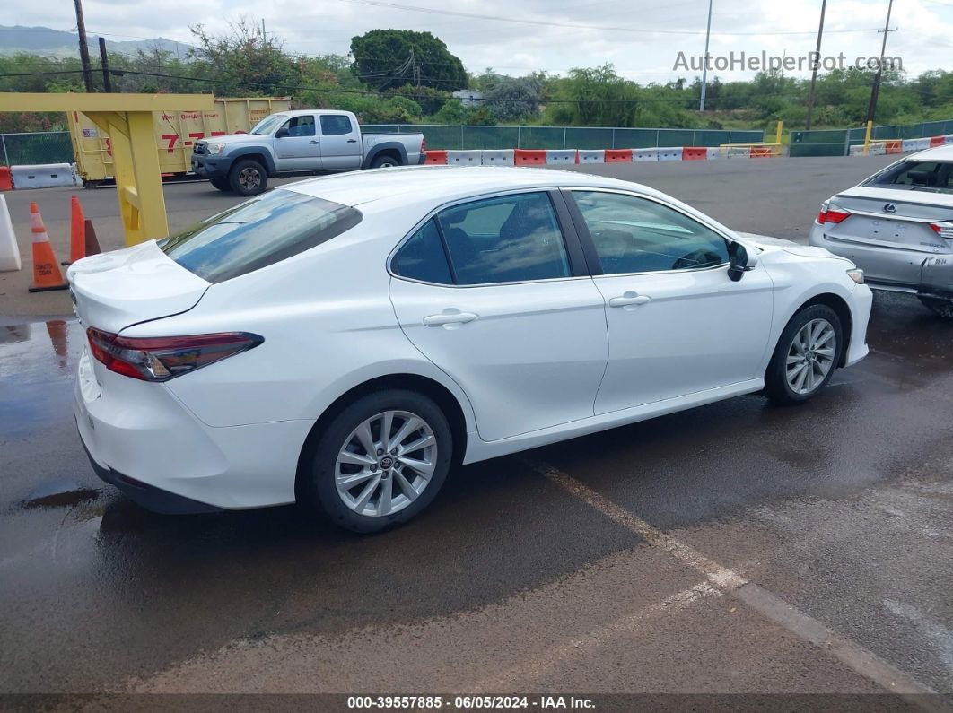 2021 Toyota Camry Le White vin: 4T1R11AK7MU471924