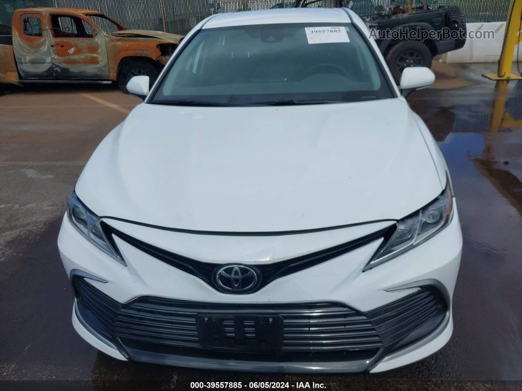 2021 Toyota Camry Le White vin: 4T1R11AK7MU471924