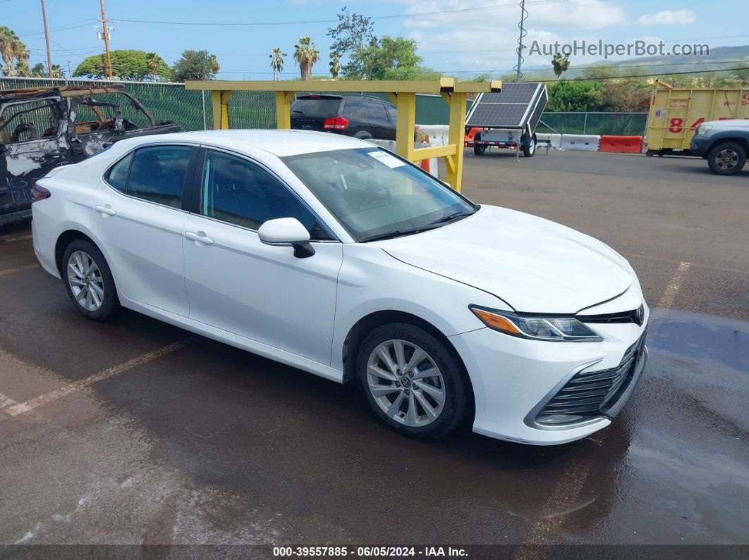 2021 Toyota Camry Le White vin: 4T1R11AK7MU471924