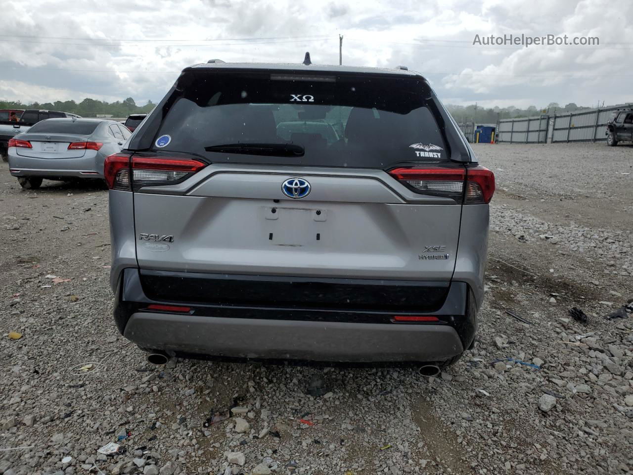 2020 Toyota Rav4 Xse Silver vin: 4T3EWRFV0LU008675