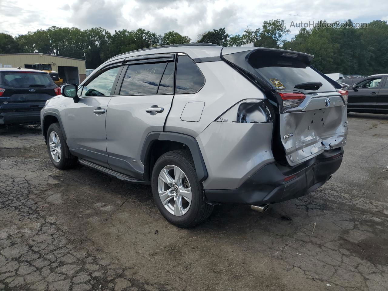 2021 Toyota Rav4 Xle Silver vin: 4T3RWRFVXMU042089