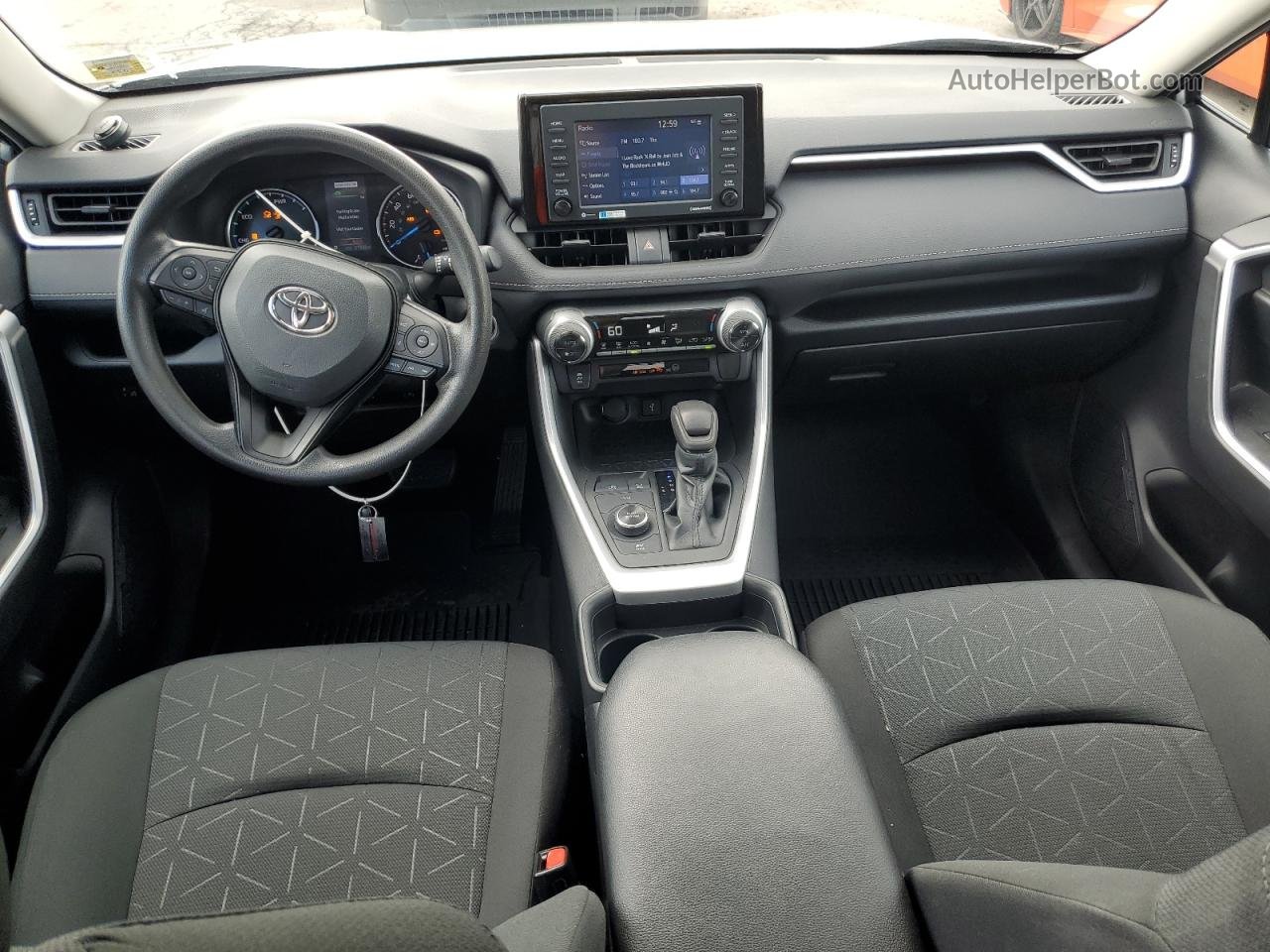 2021 Toyota Rav4 Xle Серебряный vin: 4T3RWRFVXMU042089