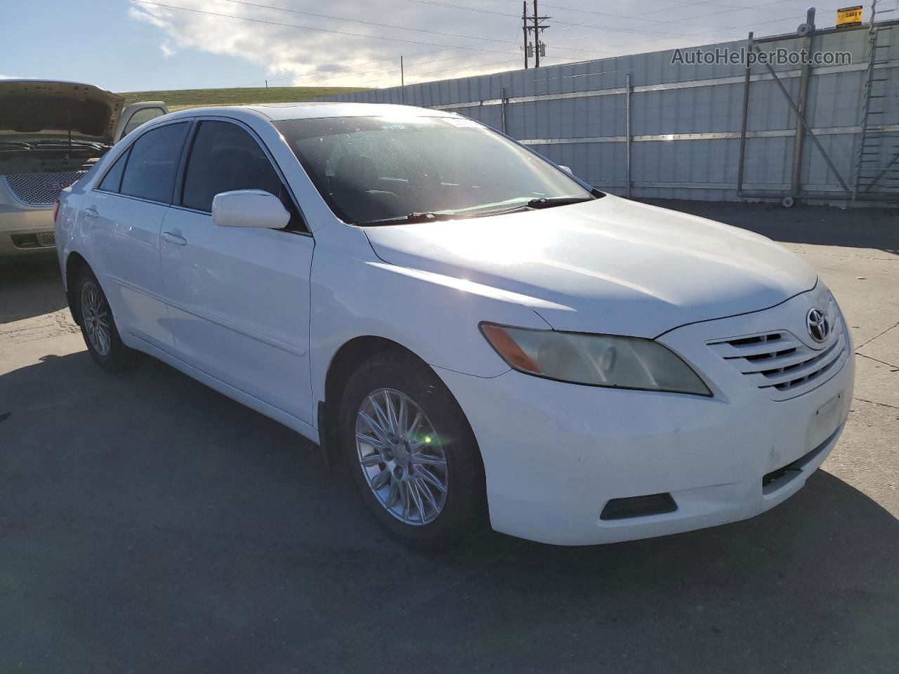 2009 Toyota Camry Base White vin: 4T4BE46K29R057270