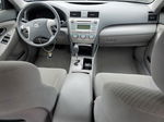 2009 Toyota Camry Base Серебряный vin: 4T4BE46K39R052515