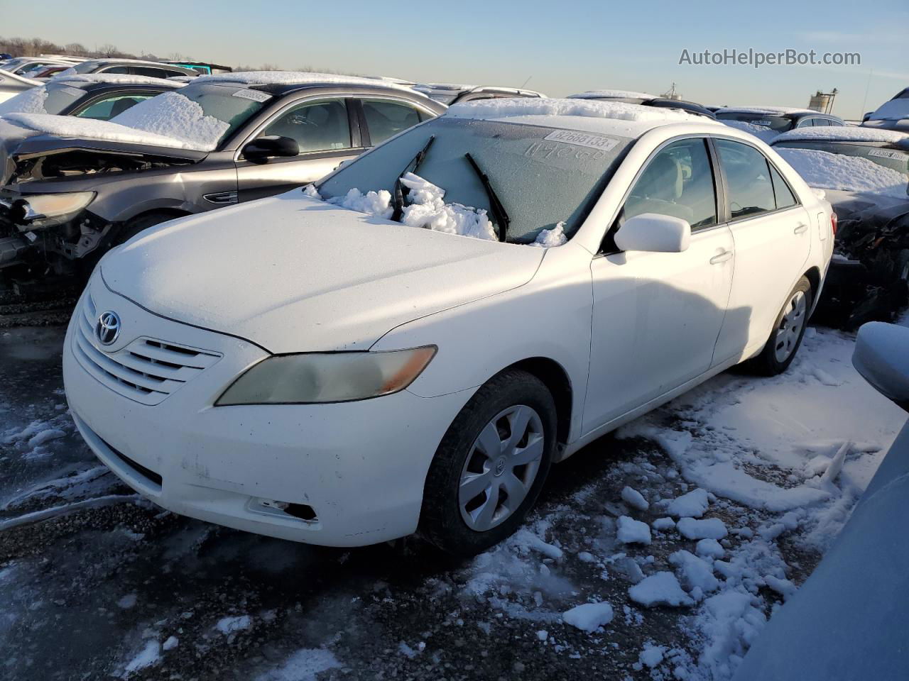 2009 Toyota Camry Base White vin: 4T4BE46K39R114060