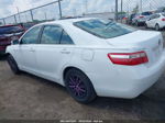 2009 Toyota Camry Le White vin: 4T4BE46K39R135622
