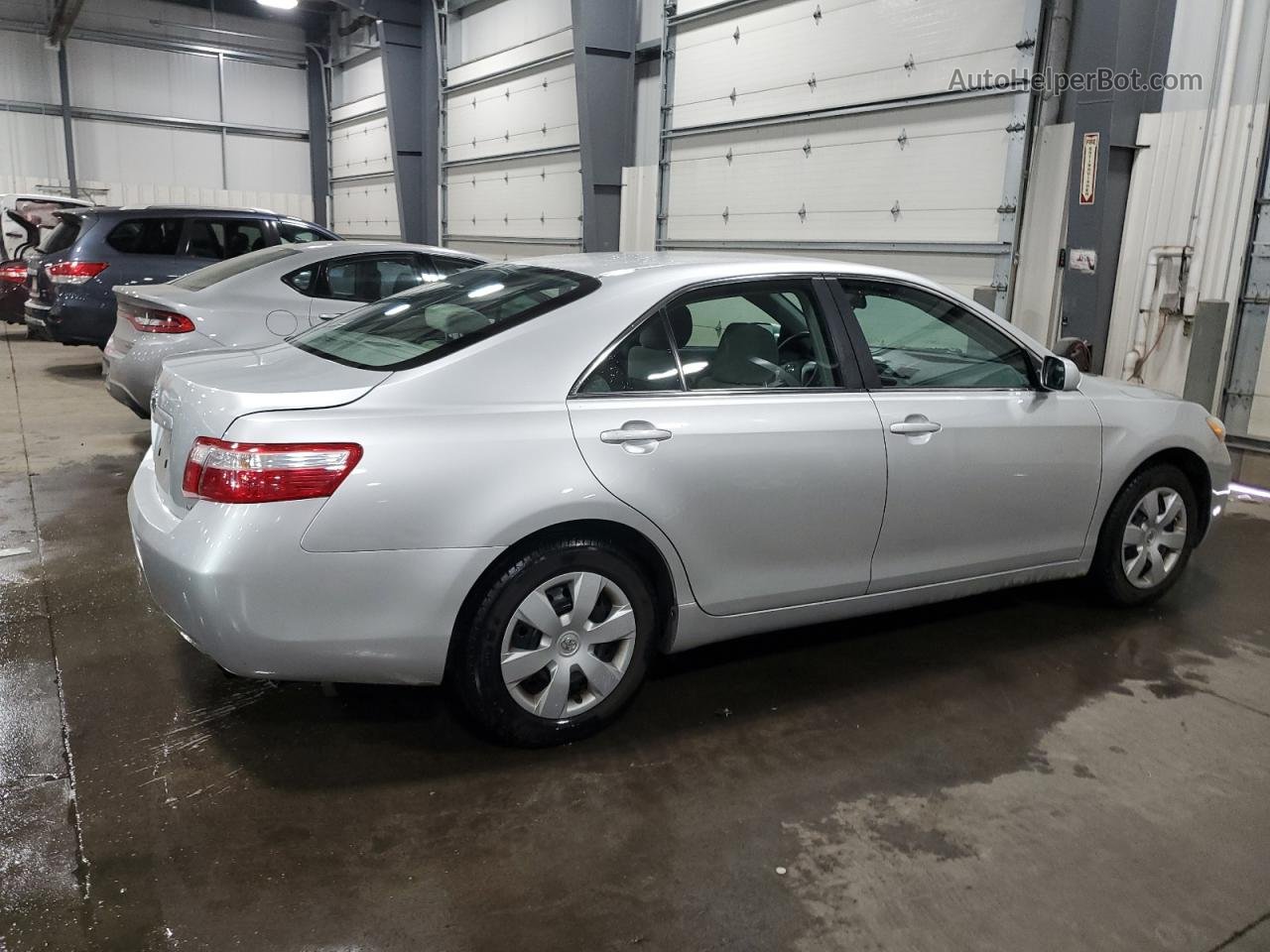 2009 Toyota Camry Base Серебряный vin: 4T4BE46K39R137693