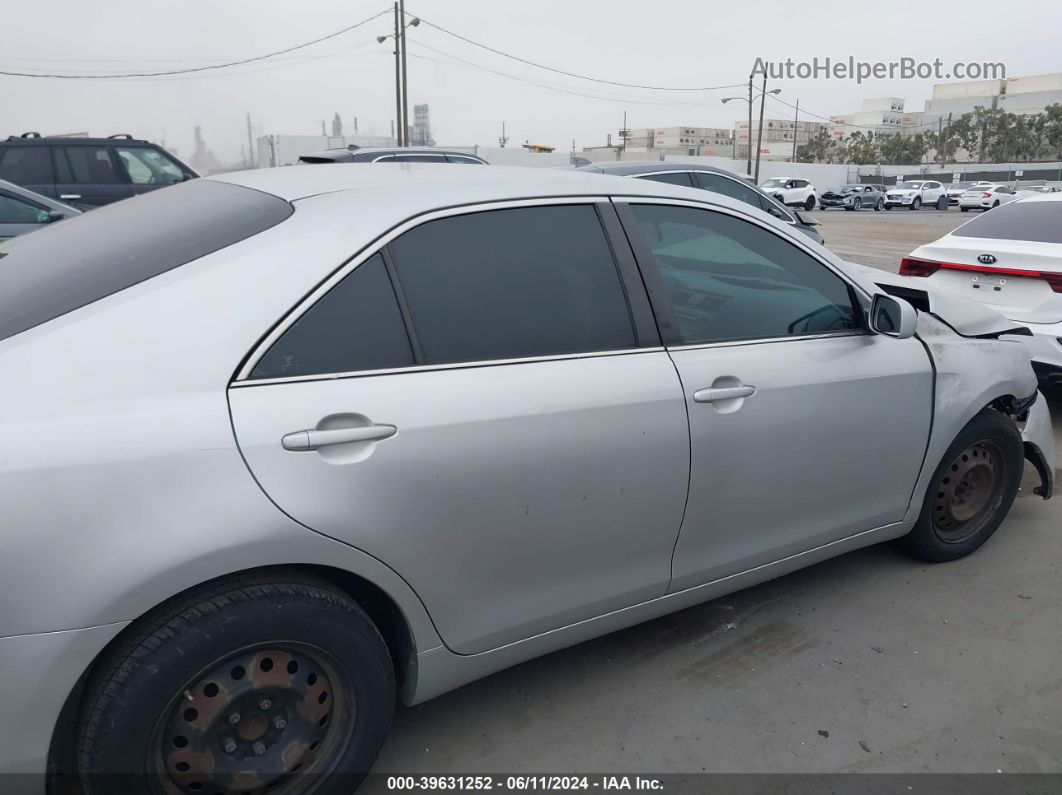 2009 Toyota Camry Le Silver vin: 4T4BE46K59R051107