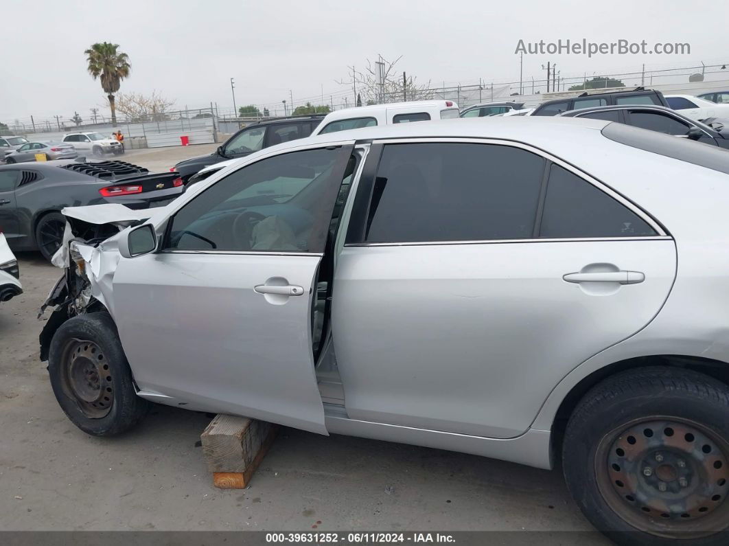 2009 Toyota Camry Le Silver vin: 4T4BE46K59R051107