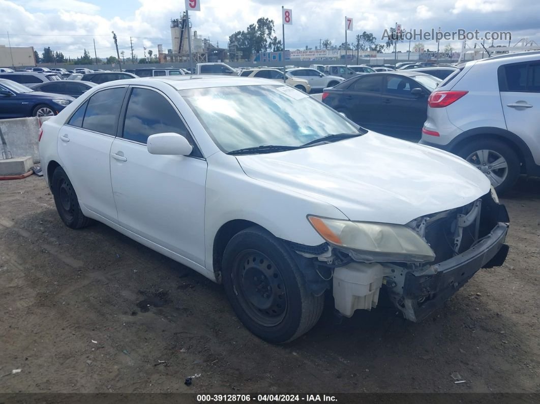 2009 Toyota Camry Le White vin: 4T4BE46K59R096273