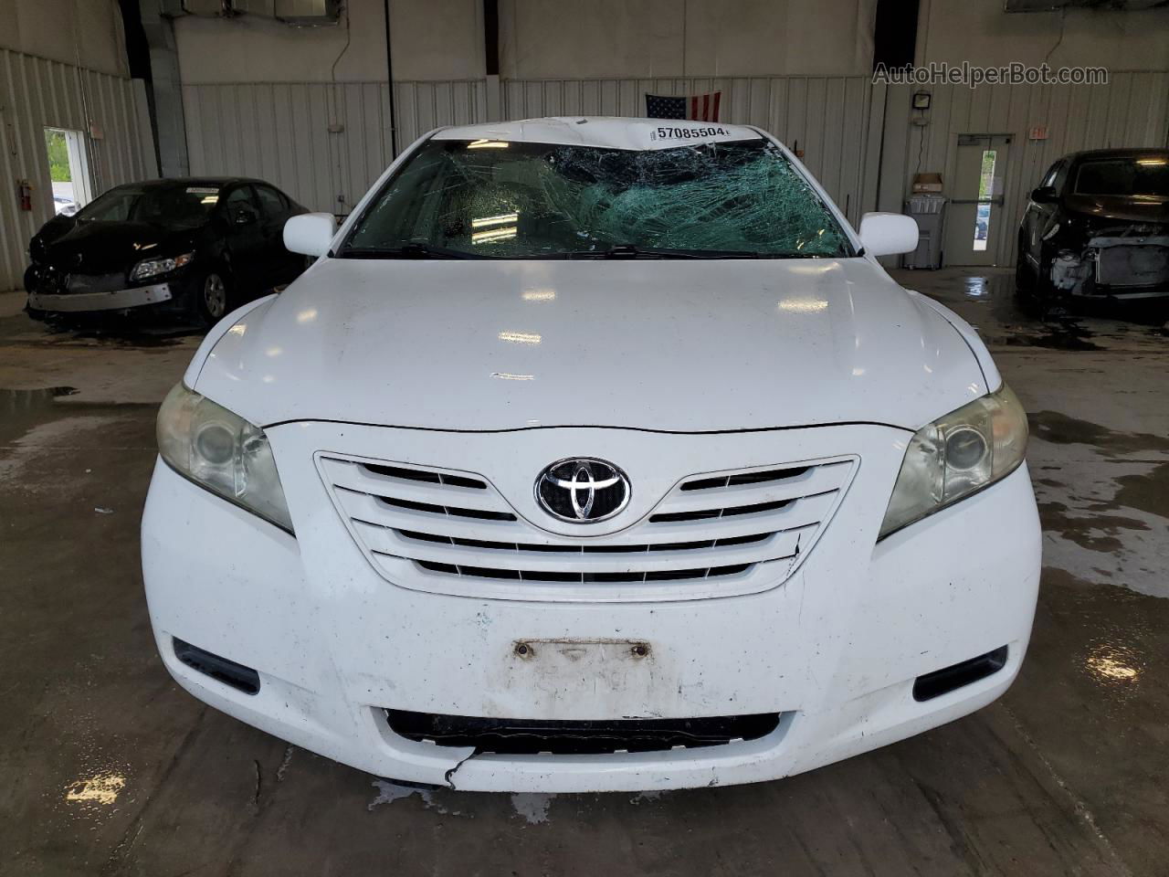 2009 Toyota Camry Base White vin: 4T4BE46K59R124024