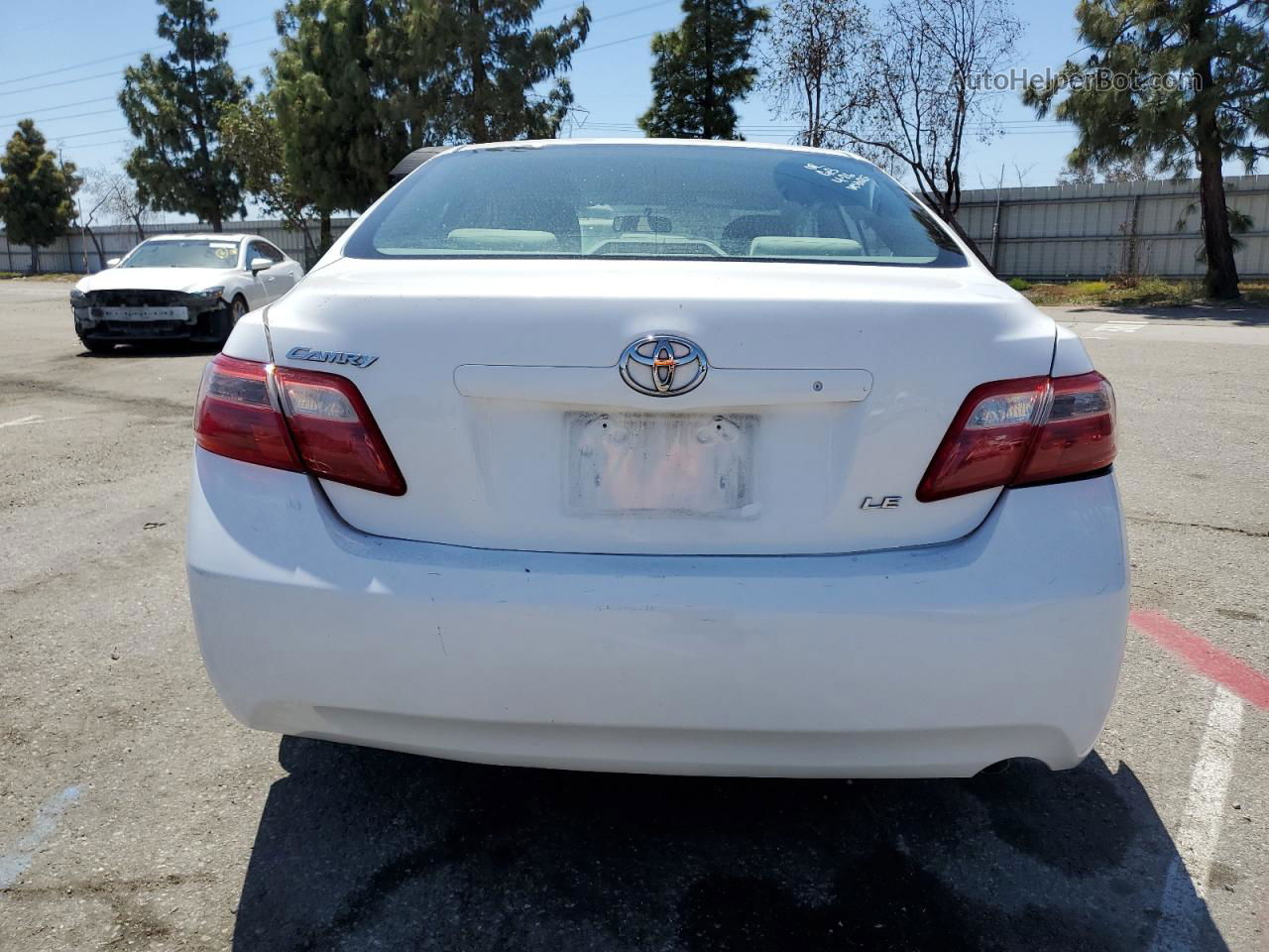 2009 Toyota Camry Base White vin: 4T4BE46K59R135234