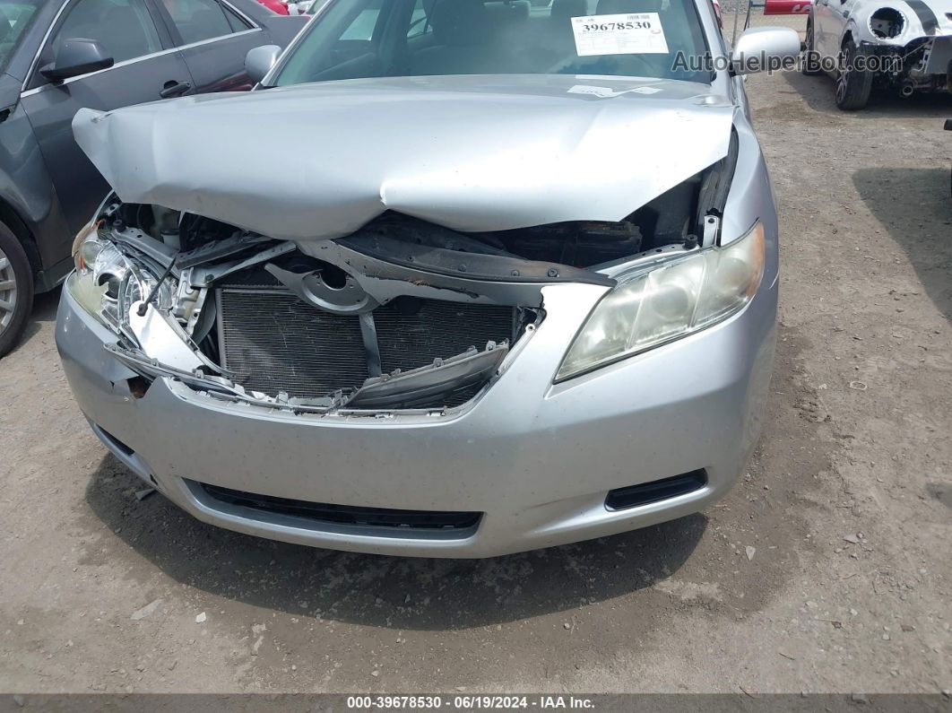 2009 Toyota Camry Le Серебряный vin: 4T4BE46K69R108589