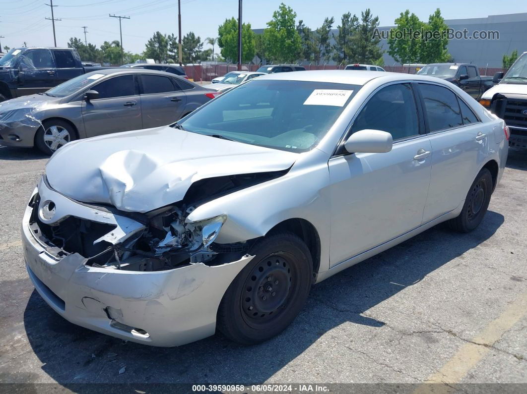 2009 Toyota Camry Le Серебряный vin: 4T4BE46K89R049254