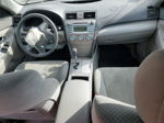 2009 Toyota Camry Base Серый vin: 4T4BE46K89R109971