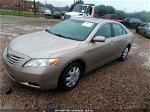 2009 Toyota Camry Le Champagne vin: 4T4BE46K89R120985