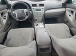 2009 Toyota Camry Base Серебряный vin: 4T4BE46K99R048355