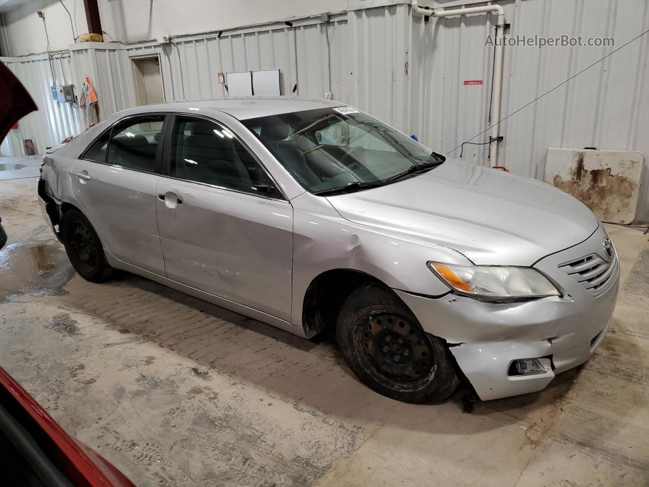 2009 Toyota Camry Base Серебряный vin: 4T4BE46KX9R068971