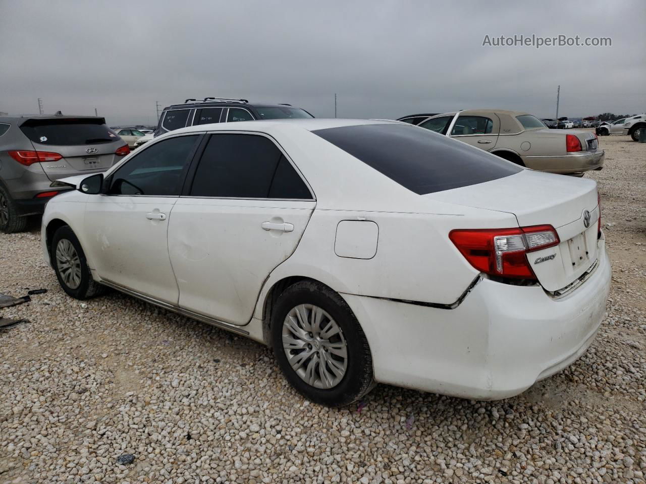 2012 Toyota Camry Base Белый vin: 4T4BF1FK0CR195974