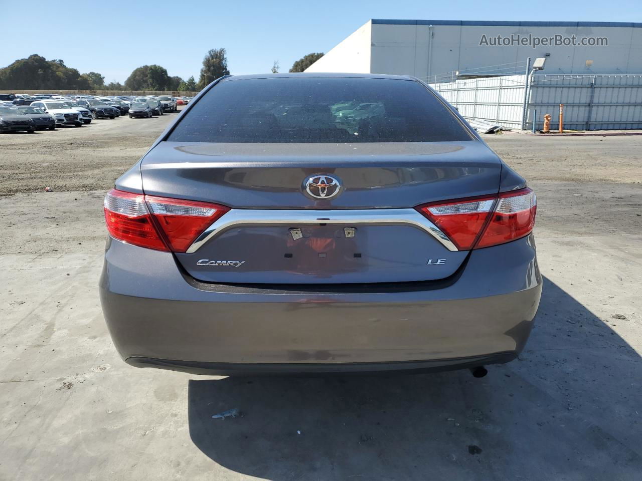 2016 Toyota Camry Le Gray vin: 4T4BF1FK0GR519124