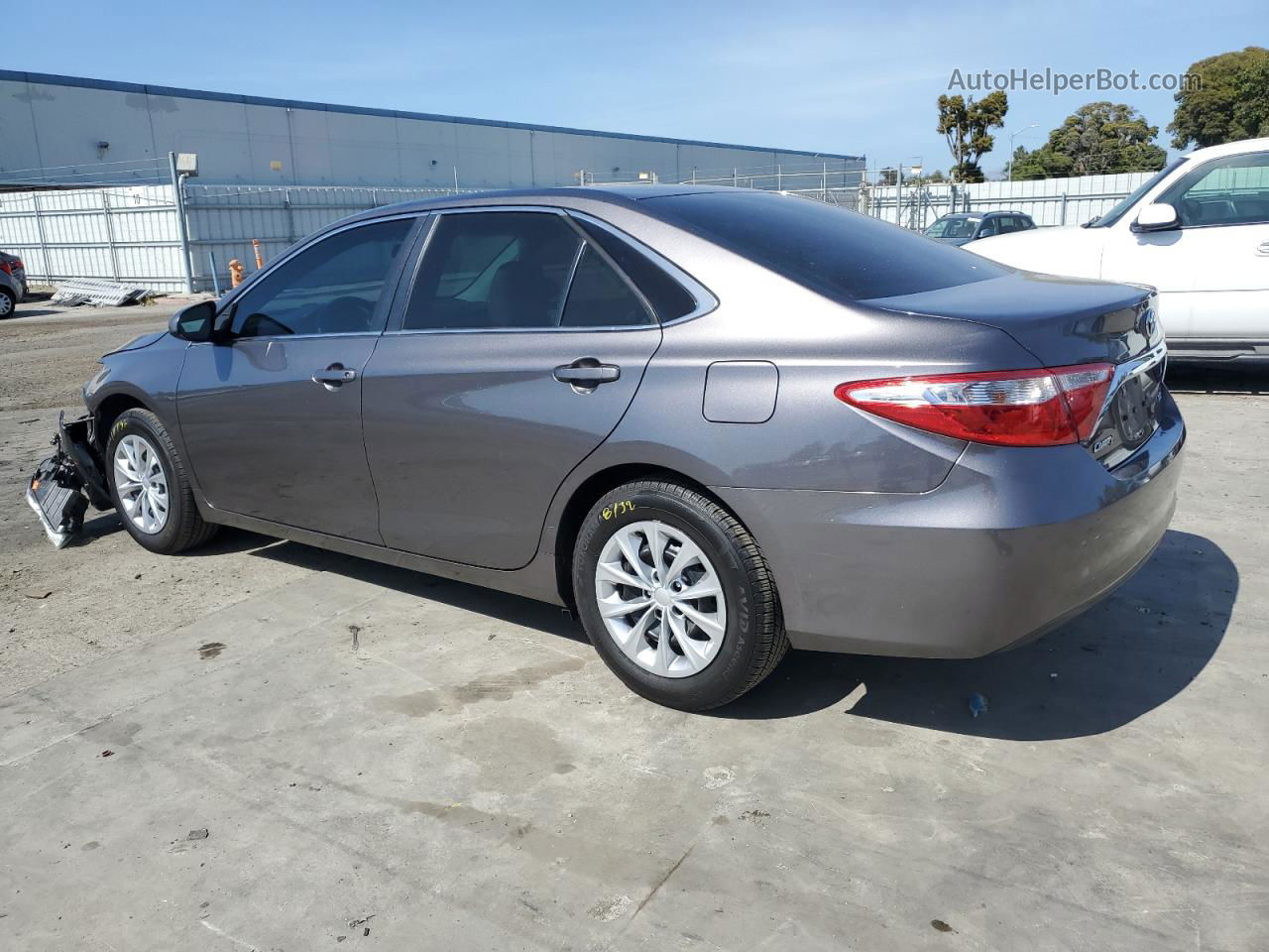2016 Toyota Camry Le Gray vin: 4T4BF1FK0GR519124