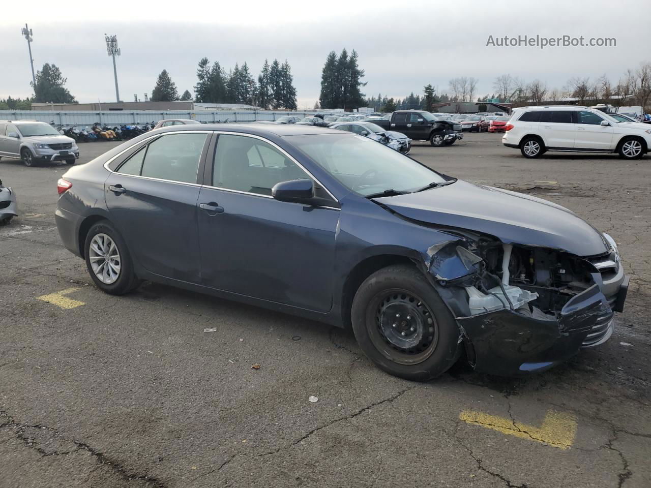 2016 Toyota Camry Le Синий vin: 4T4BF1FK0GR550602