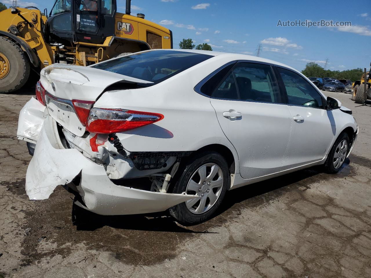 2016 Toyota Camry Le White vin: 4T4BF1FK0GR564001