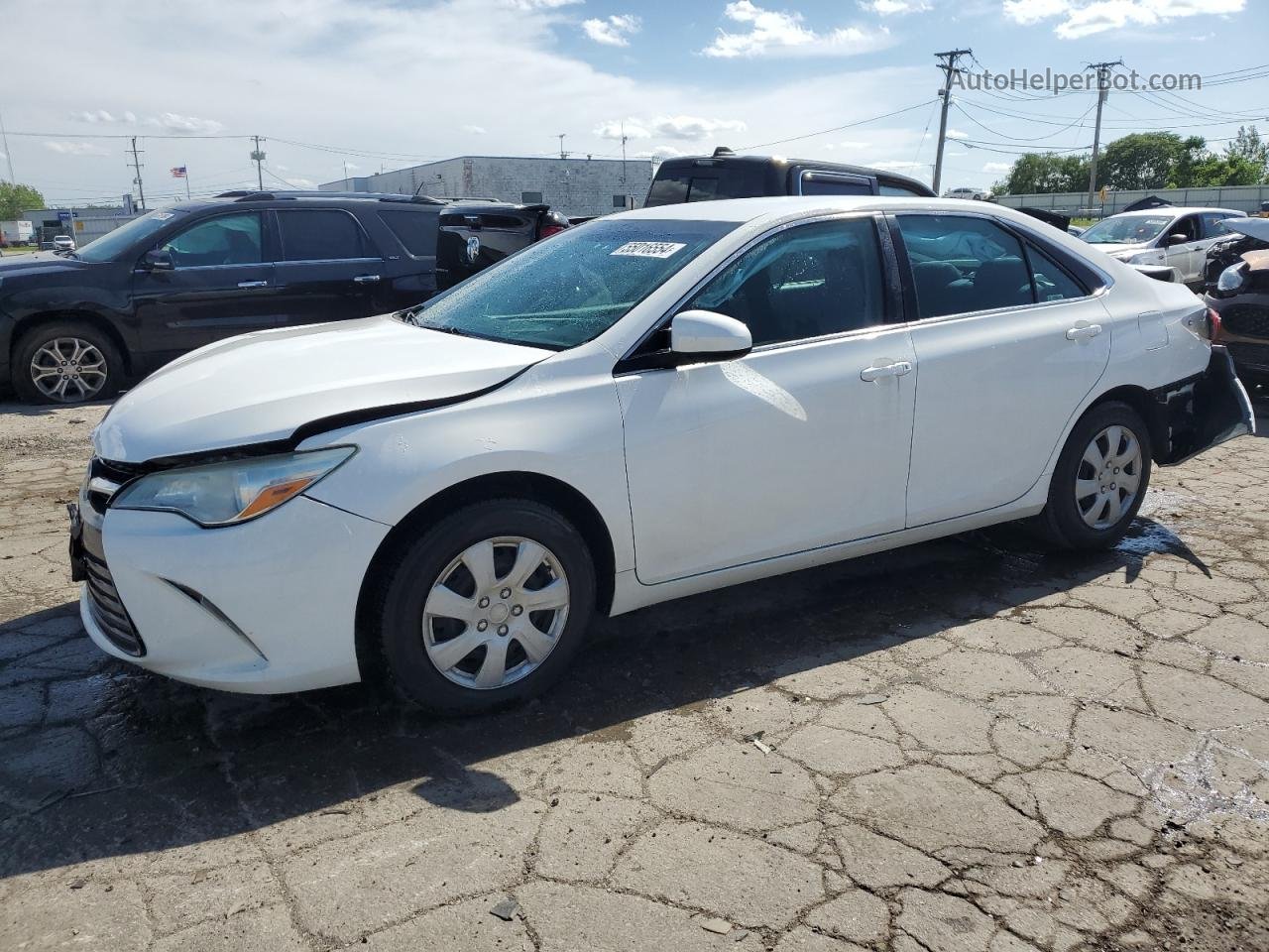 2016 Toyota Camry Le White vin: 4T4BF1FK0GR564001