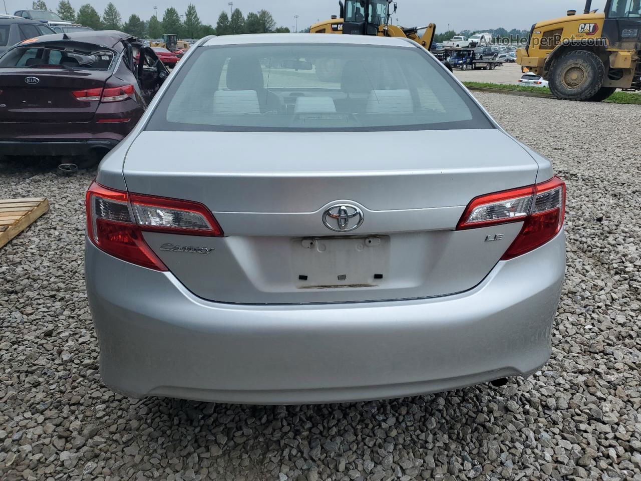 2012 Toyota Camry Base Серебряный vin: 4T4BF1FK1CR200275