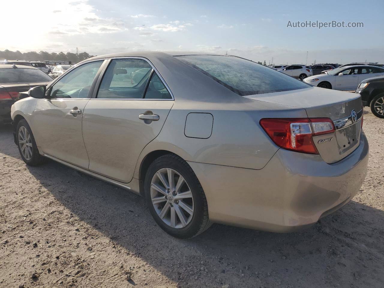 2013 Toyota Camry L Gold vin: 4T4BF1FK1DR297110