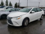 2016 Toyota Camry Le Белый vin: 4T4BF1FK1GR520945