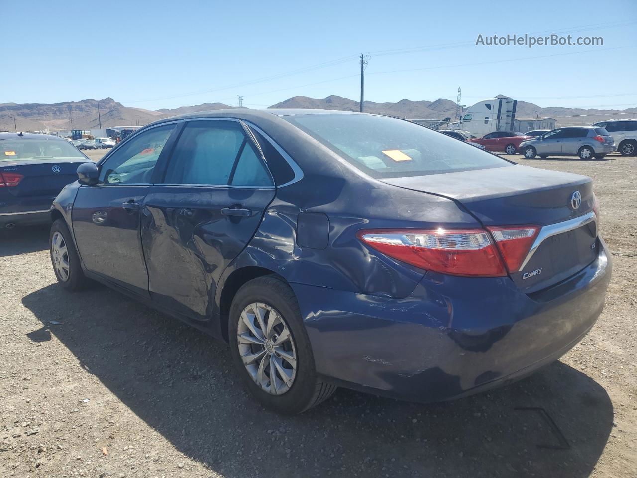 2016 Toyota Camry Le Blue vin: 4T4BF1FK1GR563102