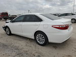 2016 Toyota Camry Le White vin: 4T4BF1FK1GR582605