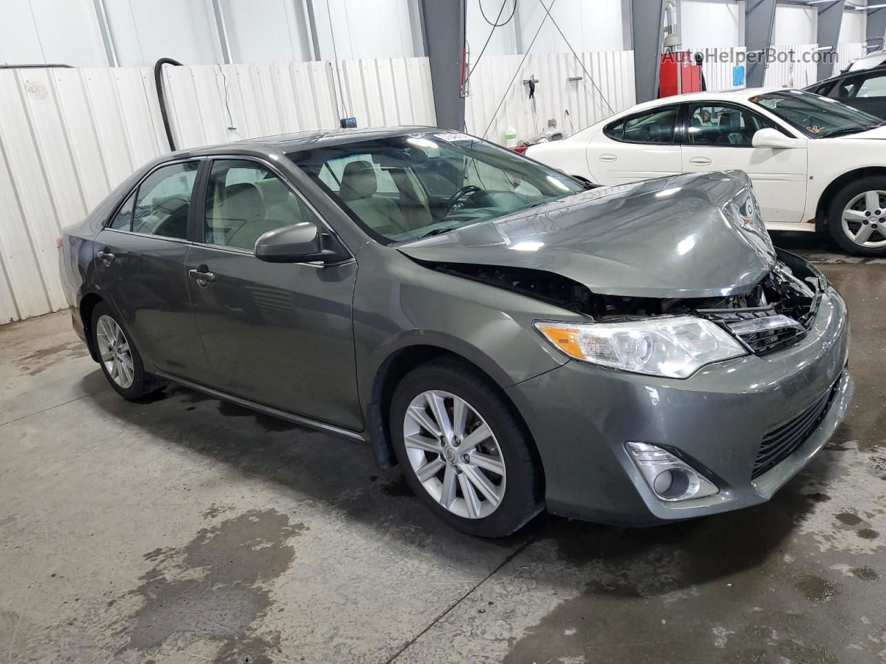 2014 Toyota Camry L Green vin: 4T4BF1FK2ER398612