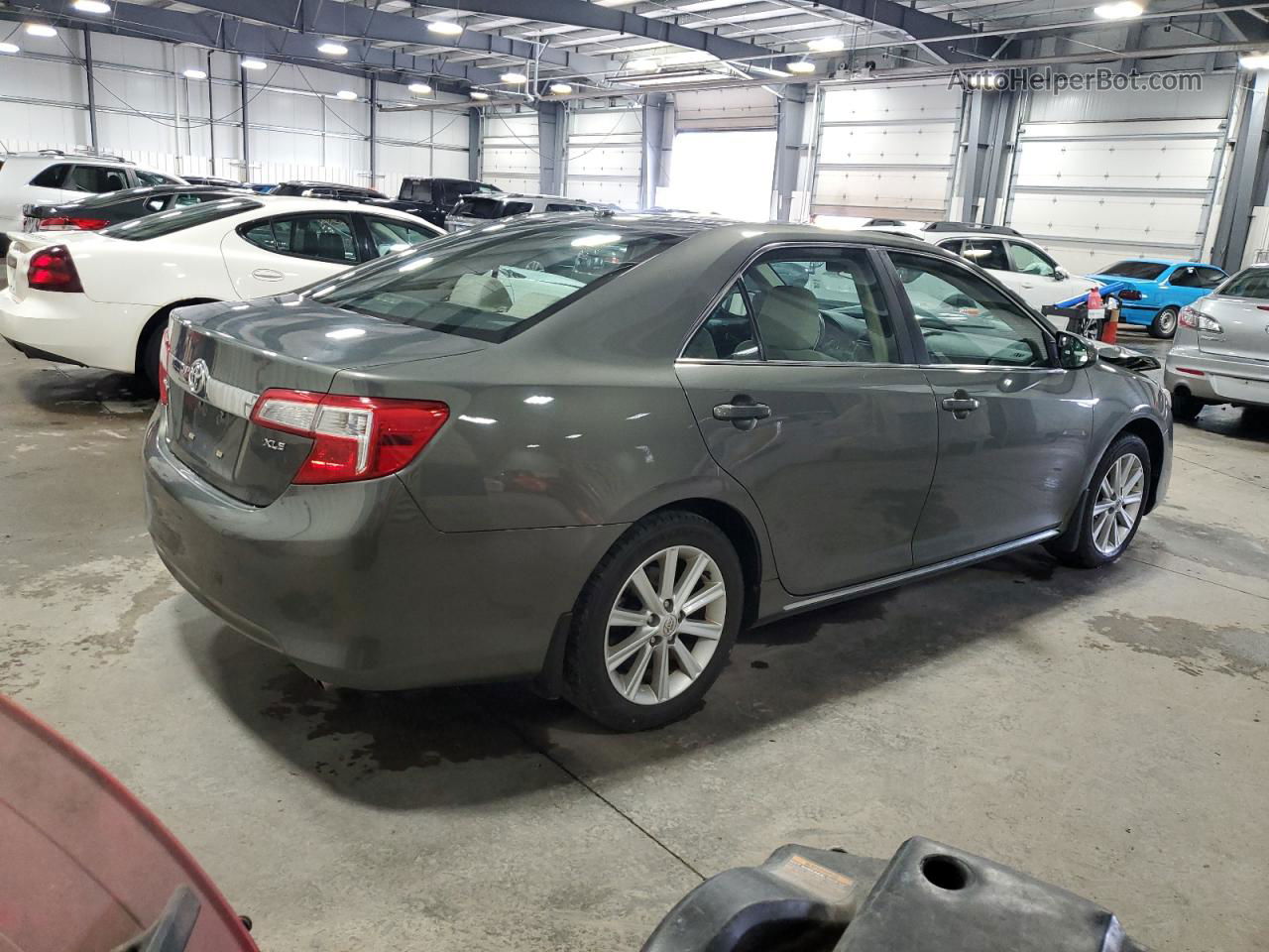 2014 Toyota Camry L Green vin: 4T4BF1FK2ER398612