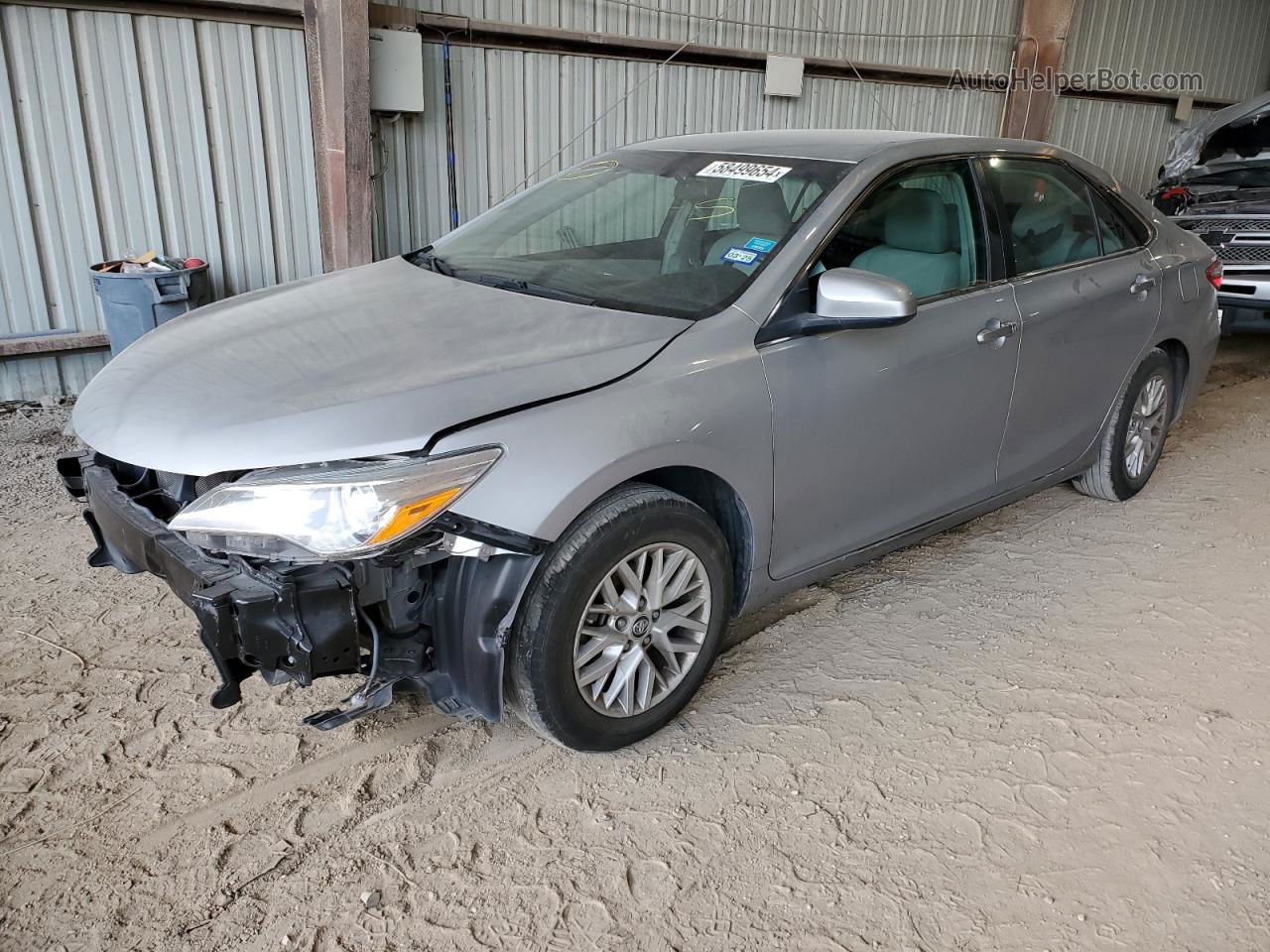 2016 Toyota Camry Le Silver vin: 4T4BF1FK2GR535535