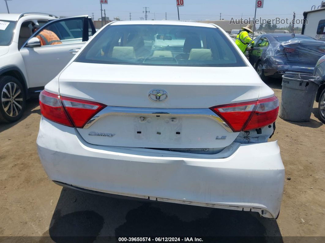 2016 Toyota Camry Le White vin: 4T4BF1FK2GR557017