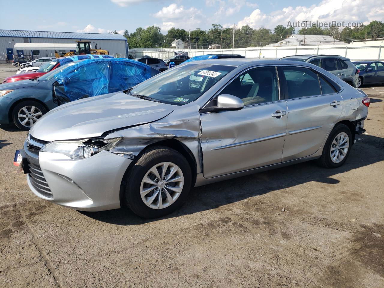 2016 Toyota Camry Le Silver vin: 4T4BF1FK2GR563223