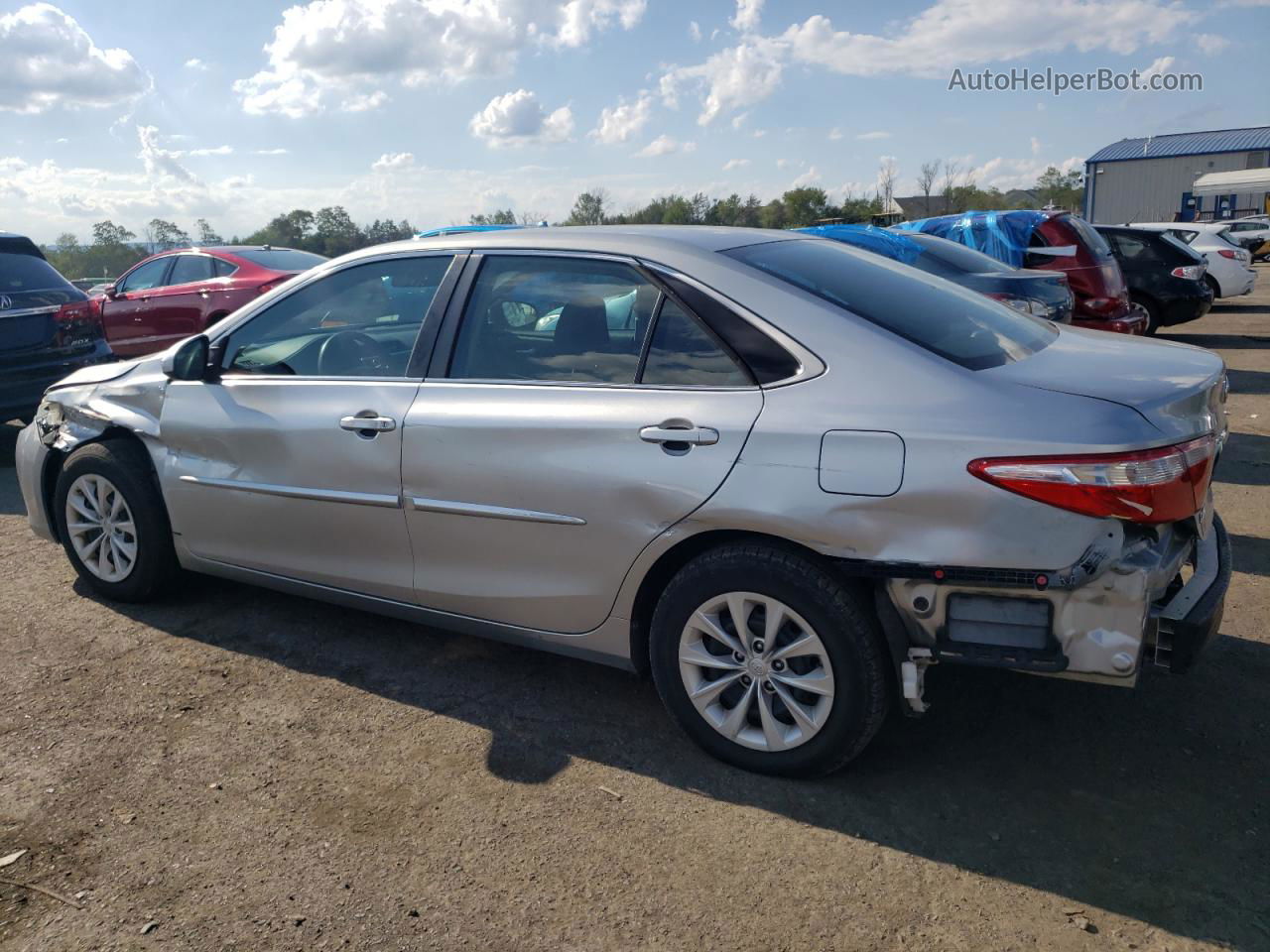 2016 Toyota Camry Le Silver vin: 4T4BF1FK2GR563223