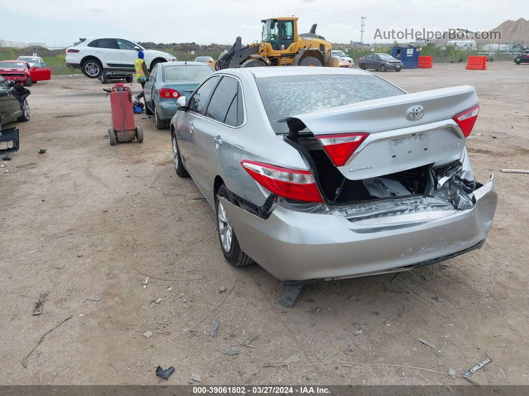 2016 Toyota Camry Le/xle/se/xse Silver vin: 4T4BF1FK2GR573525