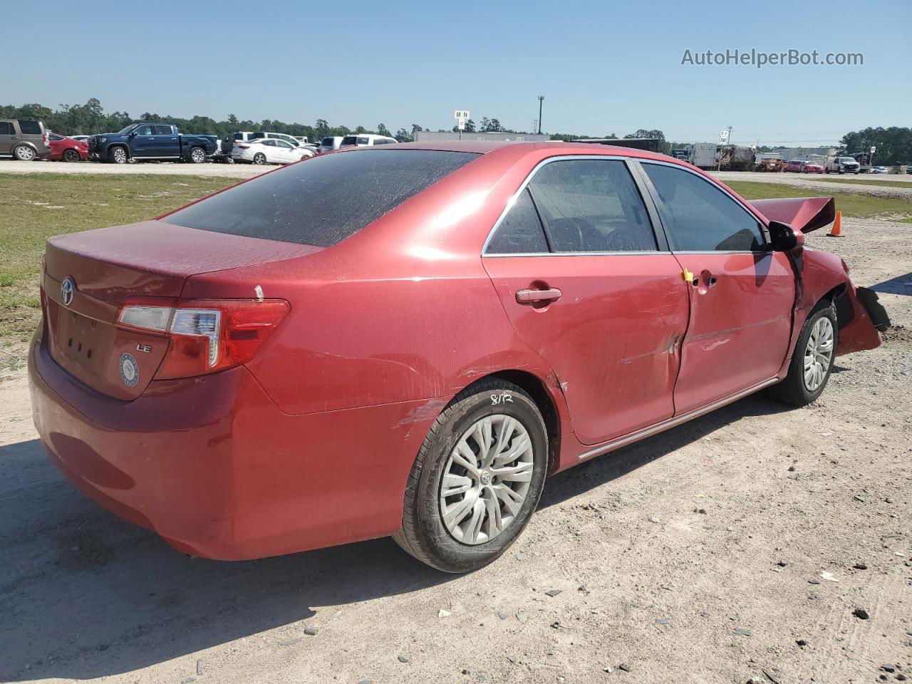 2012 Toyota Camry Base Красный vin: 4T4BF1FK3CR179963