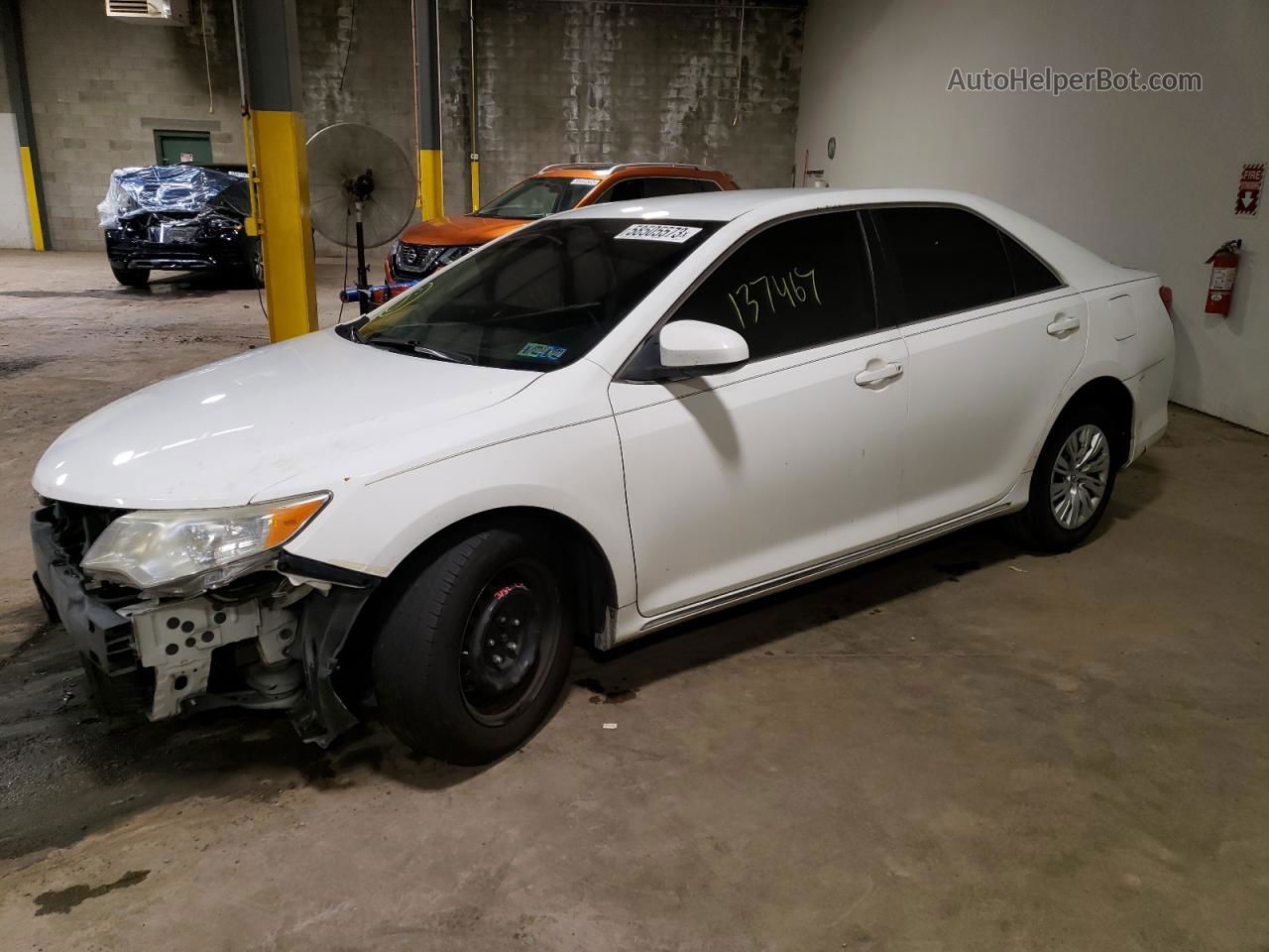 2012 Toyota Camry Base White vin: 4T4BF1FK3CR268514