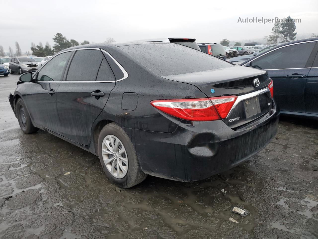 2016 Toyota Camry Le Black vin: 4T4BF1FK3GR530098