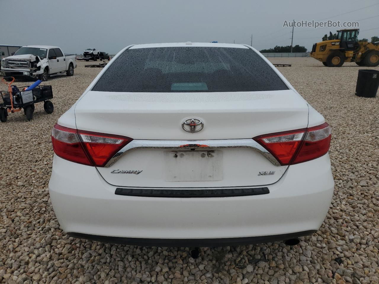 2016 Toyota Camry Le White vin: 4T4BF1FK3GR537598